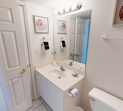 Guest Bathroom