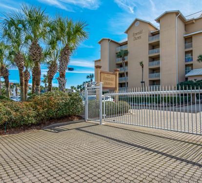 Emerald Dunes is a Gated Complex