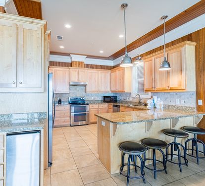 Summer Salt East Kitchen Counter Seats 4