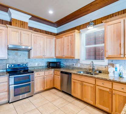 Summer Salt East Fully Equipped Kitchen