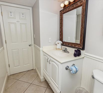 Guest Bathroom
