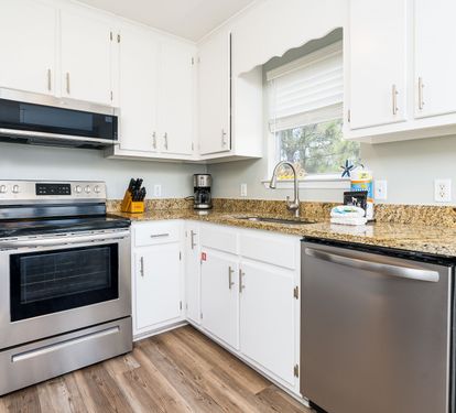 Endless Summer Fully Equipped Kitchen