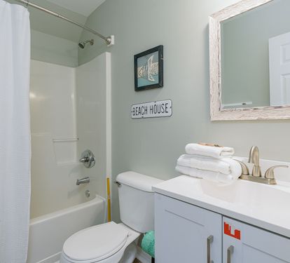 Endless Summer Bathroom 2 with Tub Shower Combo