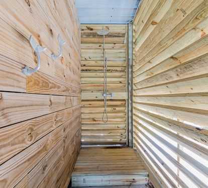 Endless Summer Private Outdoor Shower