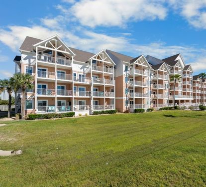90 Grand Beach Resort Exterior