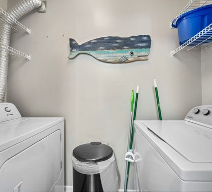 18 BD1083 LAUNDRY