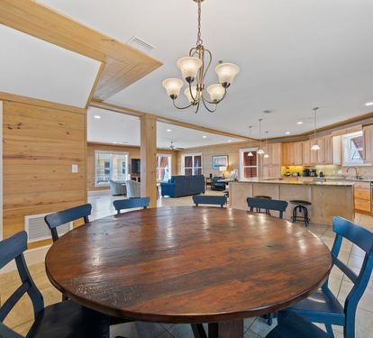 Summer Salt 4 Dining Area