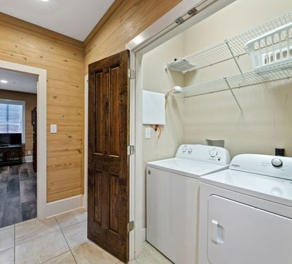 Summer Salt 3 Full Size Washer + Dryer