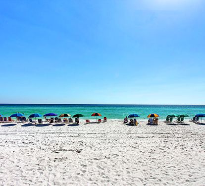 Beautiful Beach at Shoreline Towers 