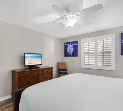 Bedroom 2 With Flat Screen TV
