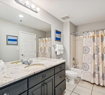 Spa-Like Bath Retreat