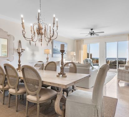 Elegant Dining Area