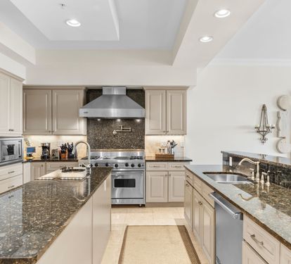 Large Prep Area