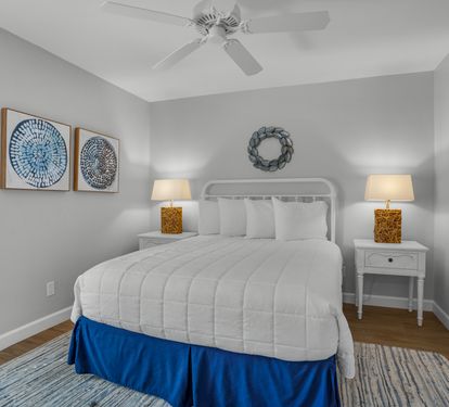 Bedroom 2 with Queen Bed