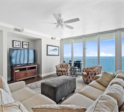 2 San Carlos Penthouse 5 Living Room
