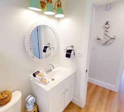 Guest Bathroom 1
