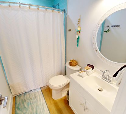 Guest Bathroom 1
