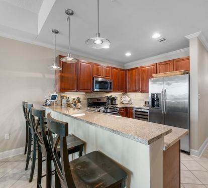 Wharf 521 Kitchen Counter Seats 4