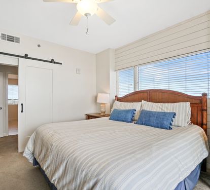 Serene Oceanview Escape