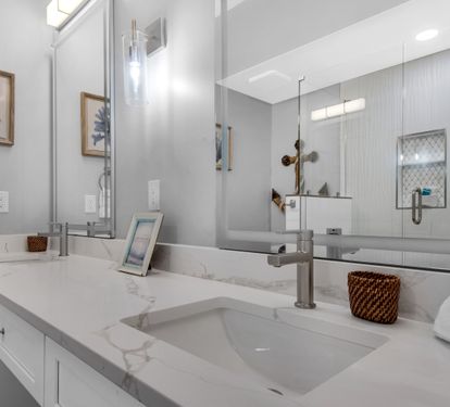 Bathroom 1 with Touch Light Mirrors