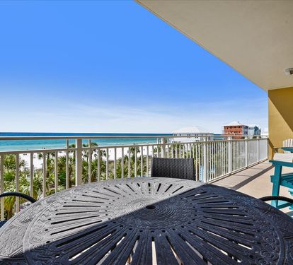 Floor Plan-Balcony-_KLH7738