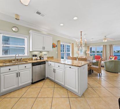 On Golden Pond 8A Fully Equipped Kitchen