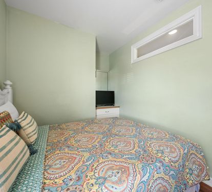 On Golden Pond 8A Bedroom 4 with Queen Bed