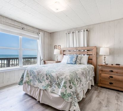 Klitzke Primary Bedroom with Queen Bed