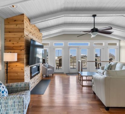 Laguna Beach Daze Living Room with Queen Sleeper