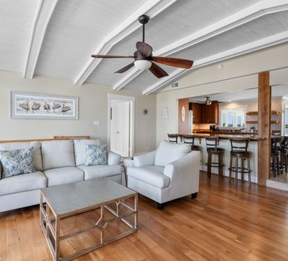 Laguna Beach Daze Living Room with Queen Sleeper