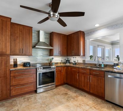 Laguna Beach Daze Fully-Equipped Kitchen