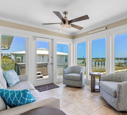 Laguna Beach Daze Sunroom with Full Sleeper Sofa