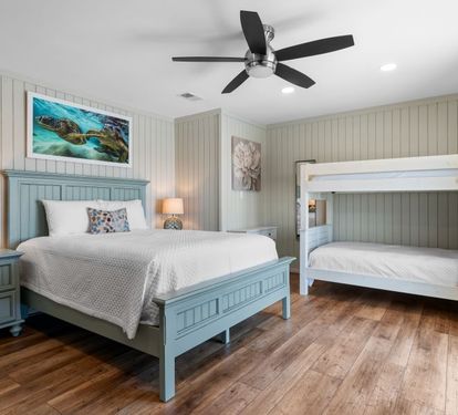 Laguna Beach Daze Bedroom 3 with Queen and Twin-over-Twin Bunk Bed