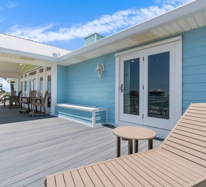 Laguna Beach Daze Bedroom 3 Front Deck Access