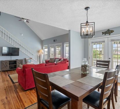 Sunset Daze Dining Table Seats 6