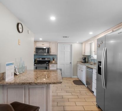 Sunset Daze Fully Equipped Kitchen
