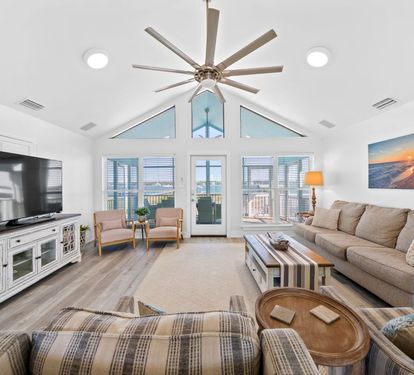 Tide-AL Living Room