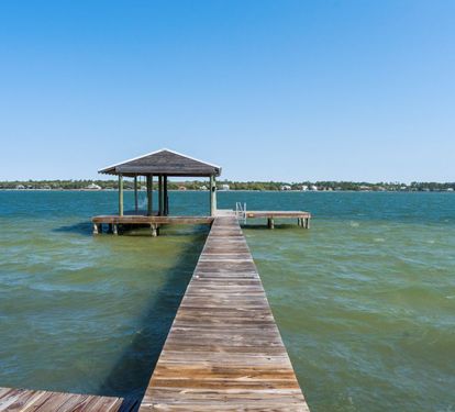 Tide-AL Pier and Boat Slip