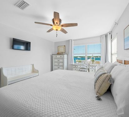 Tide-AL Primary Bedroom with King Bed