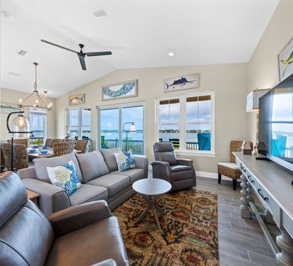Sweet Tea Living Room with Queen Sleeper