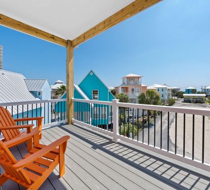 Sweet Tea South Facing Balcony off 3rd Floor Kitchen Area