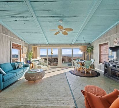 The Beach Shack Living Room with Queen Sleeper