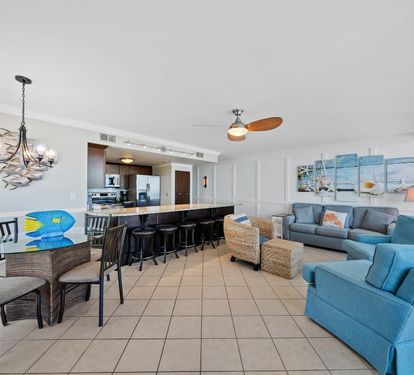 Island Winds 280 Living Room