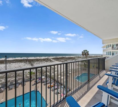 Island Winds 280 Balcony with Outdoor Seating
