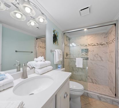 Island Winds 280 Primary Bathroom with Custom Step-in Shower