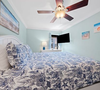 Island Winds 280 Bedroom 2 with Queen Bed