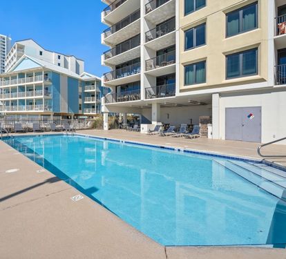 3 Island Winds West Outdoor Pool