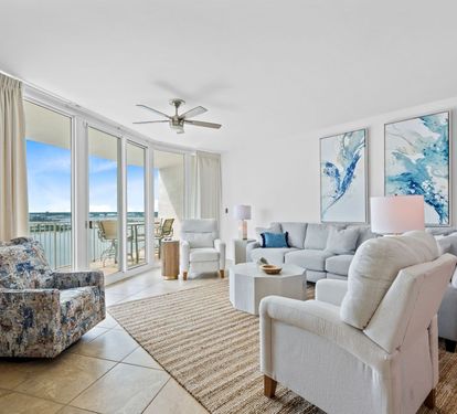 Caribe 901D Living Room