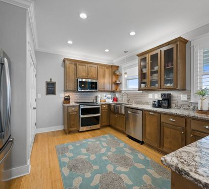 All Moh's Paradise Fully Equipped Kitchen