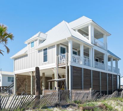 All Moh's Paradise Front Exterior